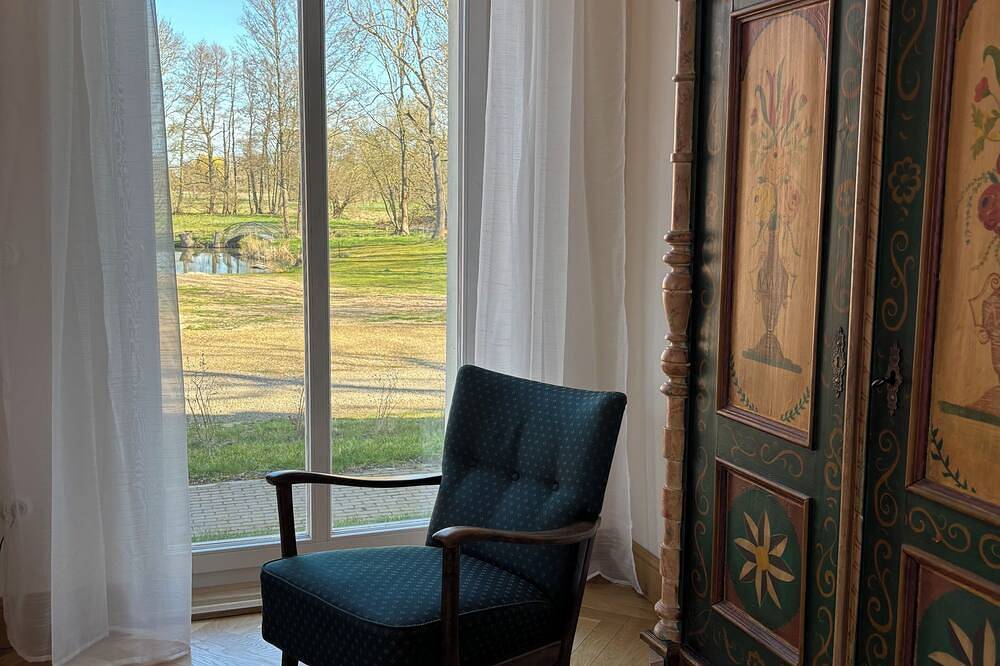 Ganze Wohnung, Stilvolle Jugendstil-Wohnung in ländlicher Idylle in Zerbst/Anhalt, Elbe-Börde-Heide