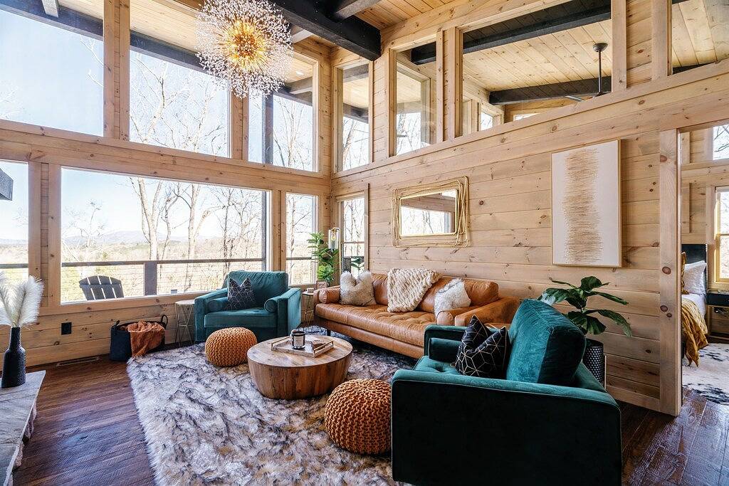 Experience Elite Mountain Luxury with Endless Style and Comfort in Chattahoochee National Forest