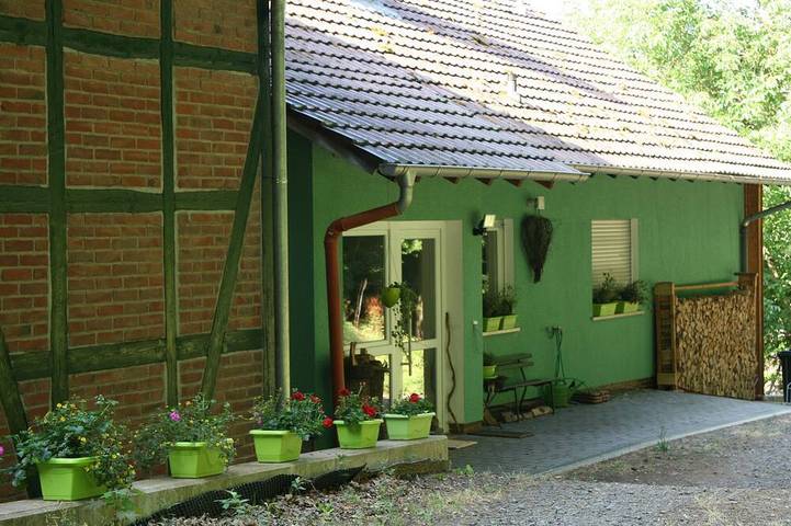 Ganze Wohnung, "Waldkauz" mit großem Süd-Balkon, Natur pur in Eschwege, Werra-Meißner-Kreis