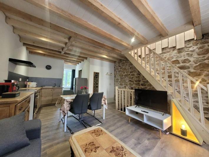 Gîte pour 6 personnes, avec Vue à Montaigut-le-Blanc