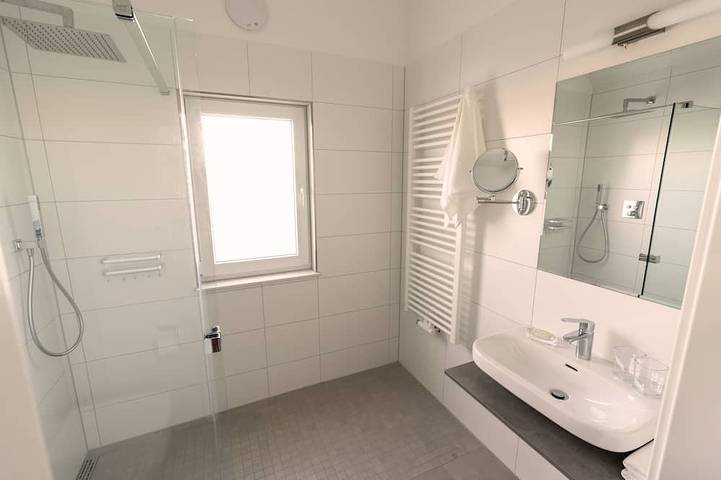 Ferienhaus für 5 Personen, mit Terrasse und Garten in Putgarten - 4