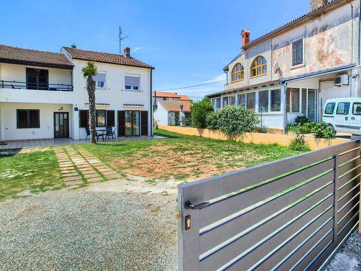 Ferienhaus für 12 Personen, mit Terrasse, mit Haustier in Medulin