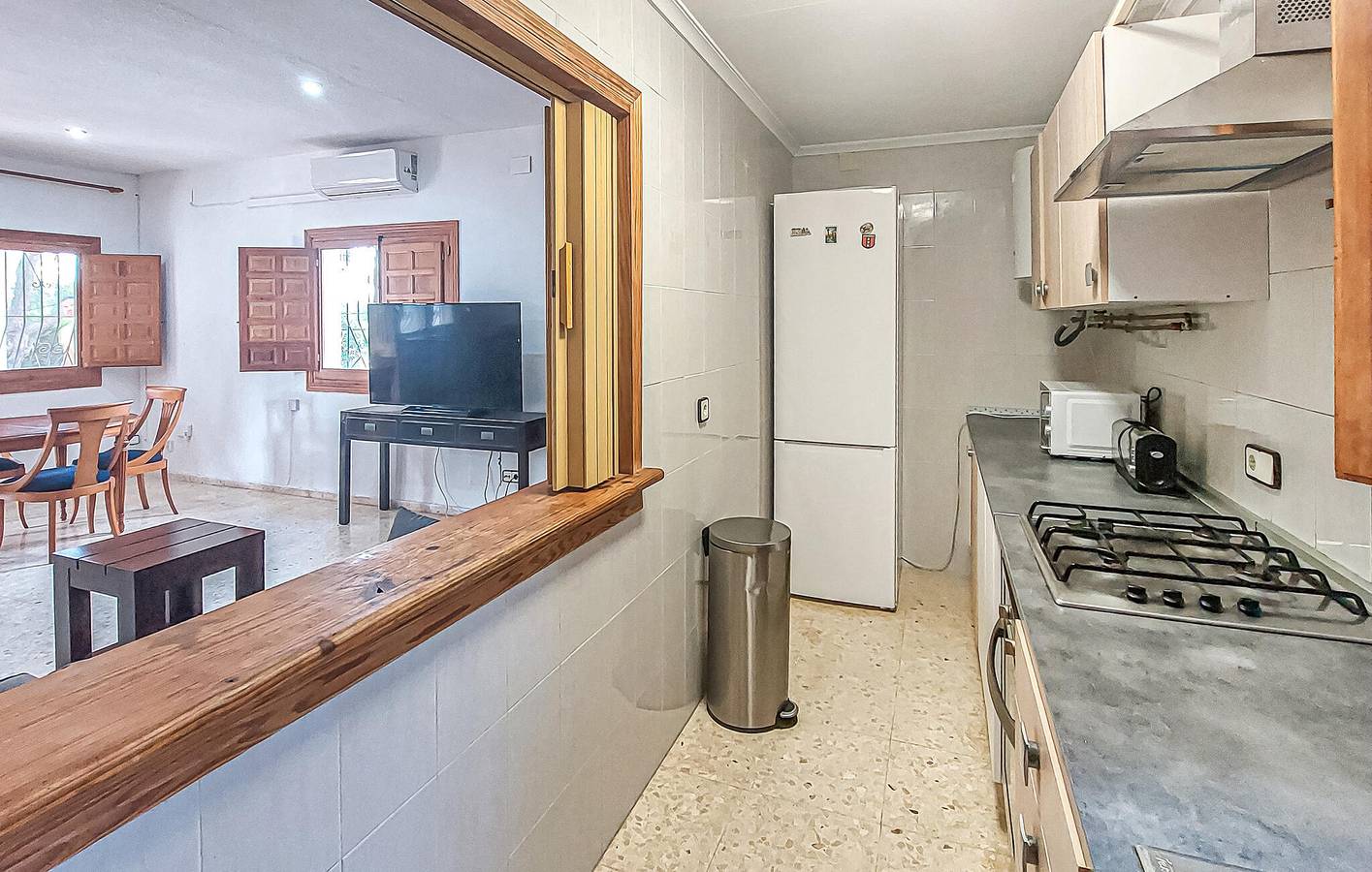 Encantador apartamento de 130 m² con piscina, wifi y aparcamiento cerca del río in El Barrio, Alicante