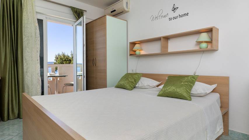 Studio für 2 Personen, mit Ausblick in Mimice