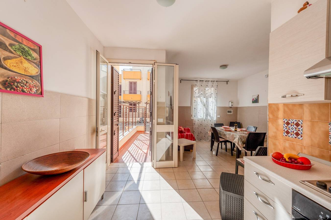 Appartamento intero, Appartamento 'Trilo Giotto By Salento Limits' con Terrazza, Giardino Privato e Aria Condizionata in Porto Cesareo, Golfo di Taranto