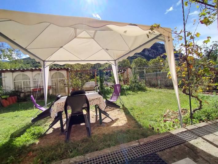 Appartement de vacances pour 4 personnes, avec jardin