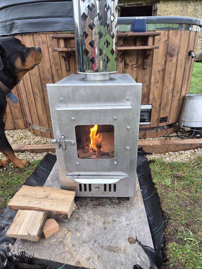 Gîte pour 2 personnes, avec jardin et jacuzzi à Saint-Moreil - 3