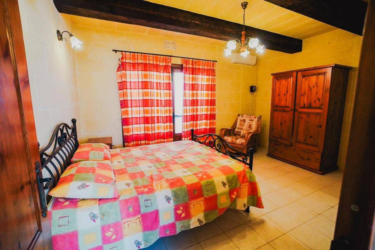 Villa Getaway with Private Pool in Sannat, Gozo