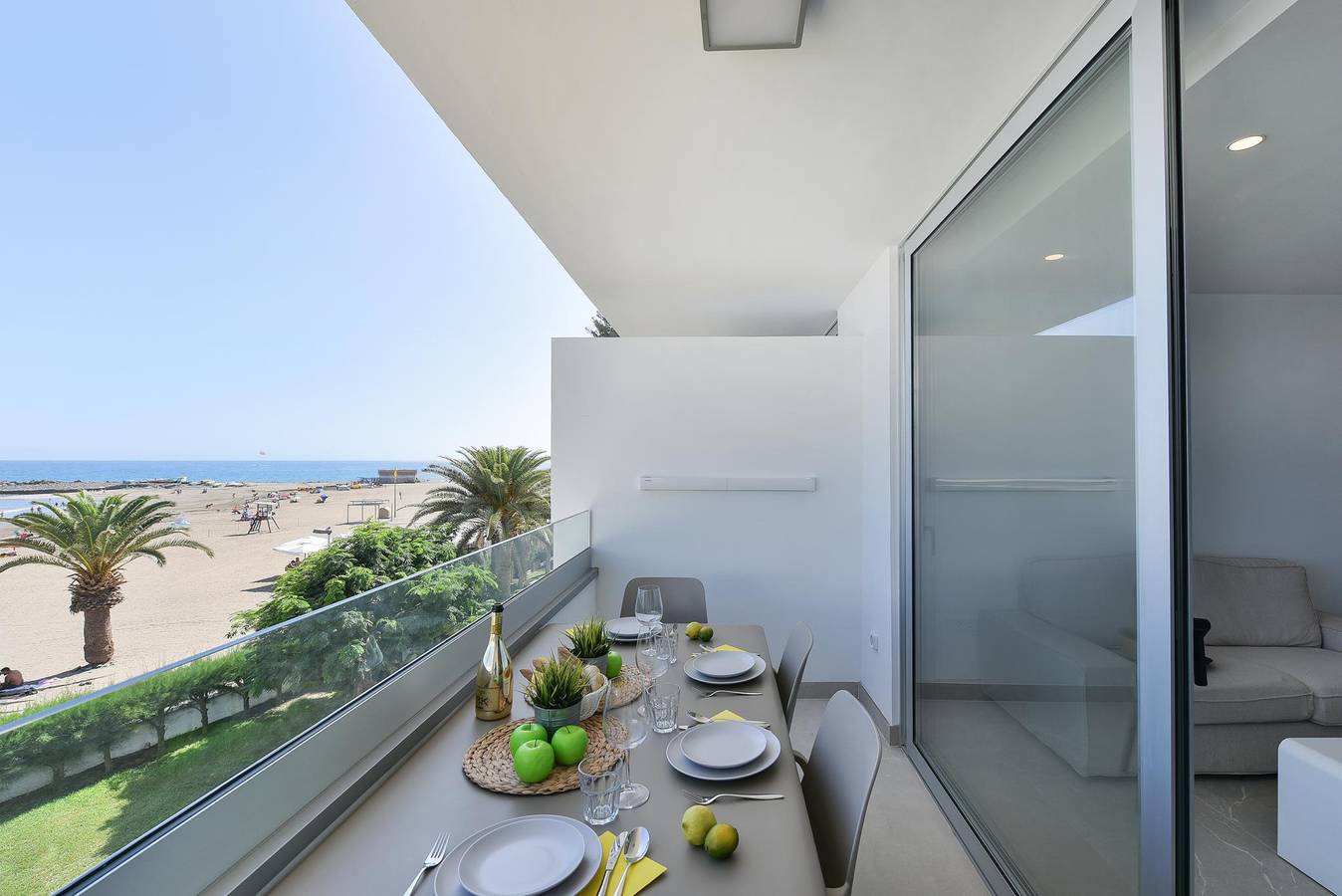 Apartamento entero, Beachfront Apartment Nasas 12 by Villagrancanaria in San Agustín , San Bartolomé de Tirajana