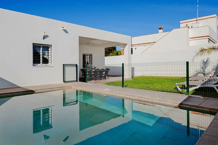 Casa vacanza per 8 persone, con giardino, con animali domestici in Costa de la Luz
