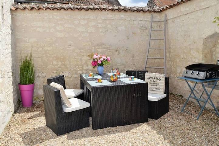 Gîte pour 3 personnes, avec jardin à Champigny-sur-Veude