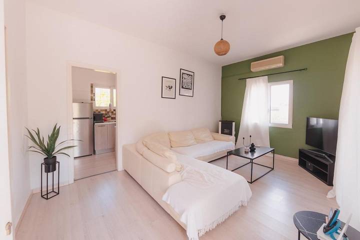Ferienhaus für 5 Personen, mit Garten und Ausblick, kinderfreundlich