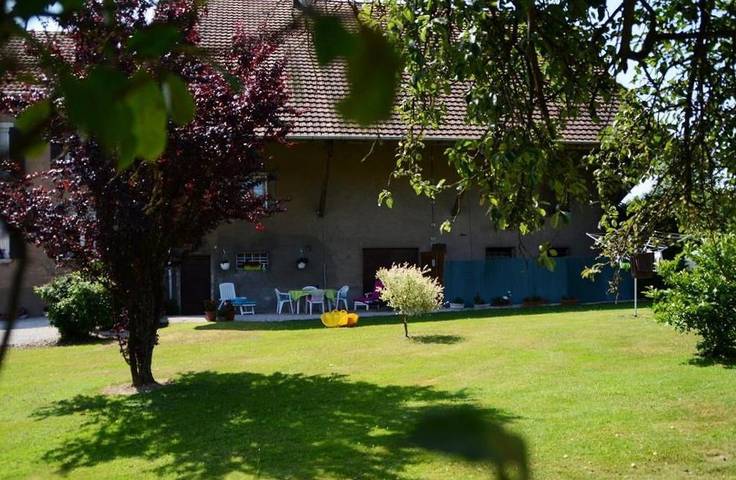 Gîte pour 4 personnes, avec jardin et terrasse dans Froidefontaine