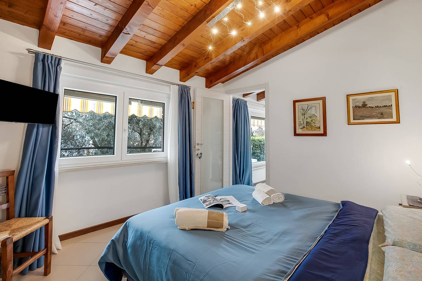 Ganze Wohnung, Blu Lavanda Lakeview Terrace + Garden in Gargnano, Gardasee-Berge