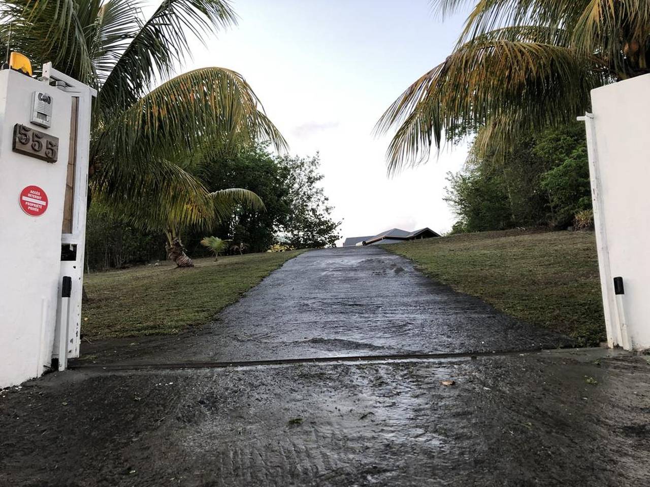 Casa acogedora en Deshaies con piscina compartida 120 m² in Plage de Ferry, Deshaies