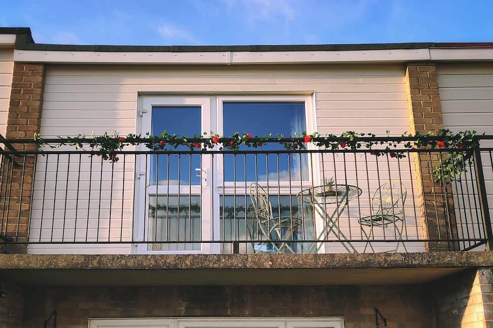 Eden's cheerful 3-bedroom seaside house in Hemsby, Great Yarmouth