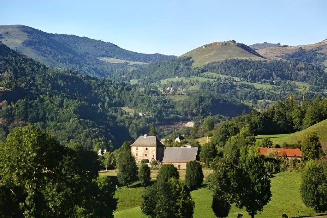 Gîte de la Salle in Vic-sur-Cère, Région d'Aurillac
