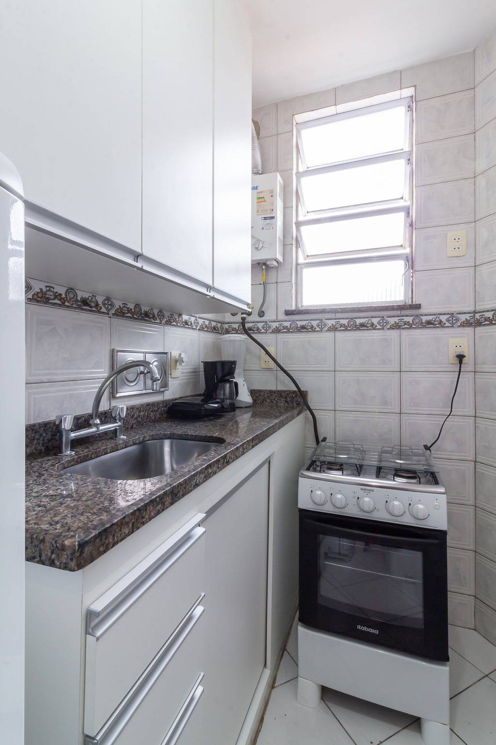 Entire apartment, 8 minutes from Copacabana beach | Br1010 in Copacabana, Rio de Janeiro