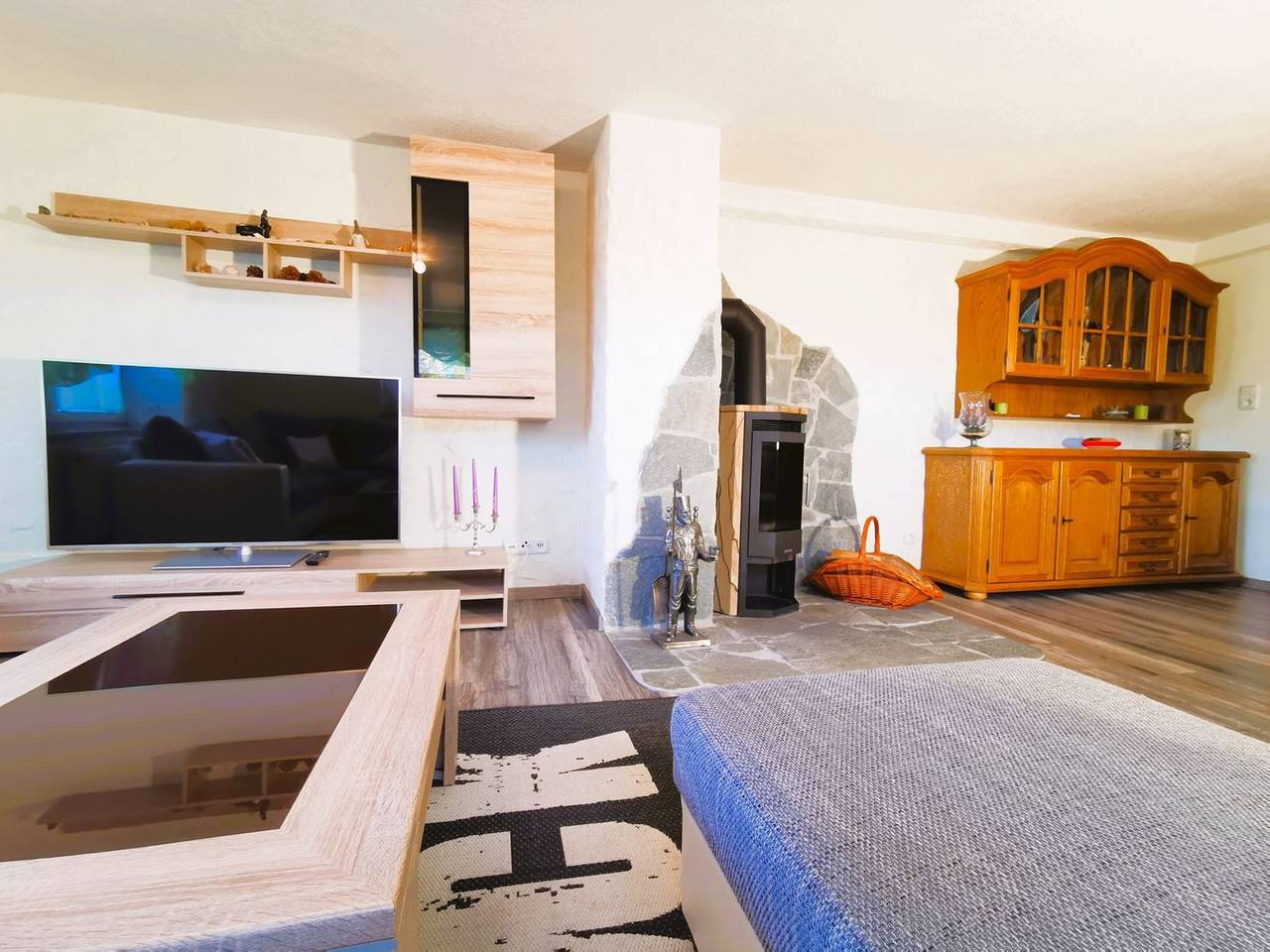 Ganze Wohnung, 77m² Ferienwohnung für bis zu 4 Personen mit traumhaften Talblick in Schönheide, Erzgebirge