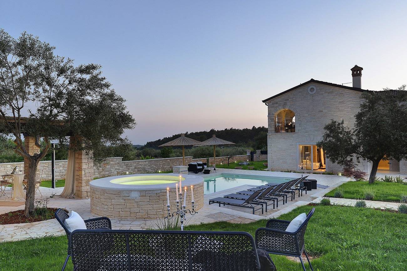 Luxusvilla mit Privatpool, Outdoor-Sauna, Jacuzzi, Gym, Babybett in Rovinjsko Selo, Rovinj