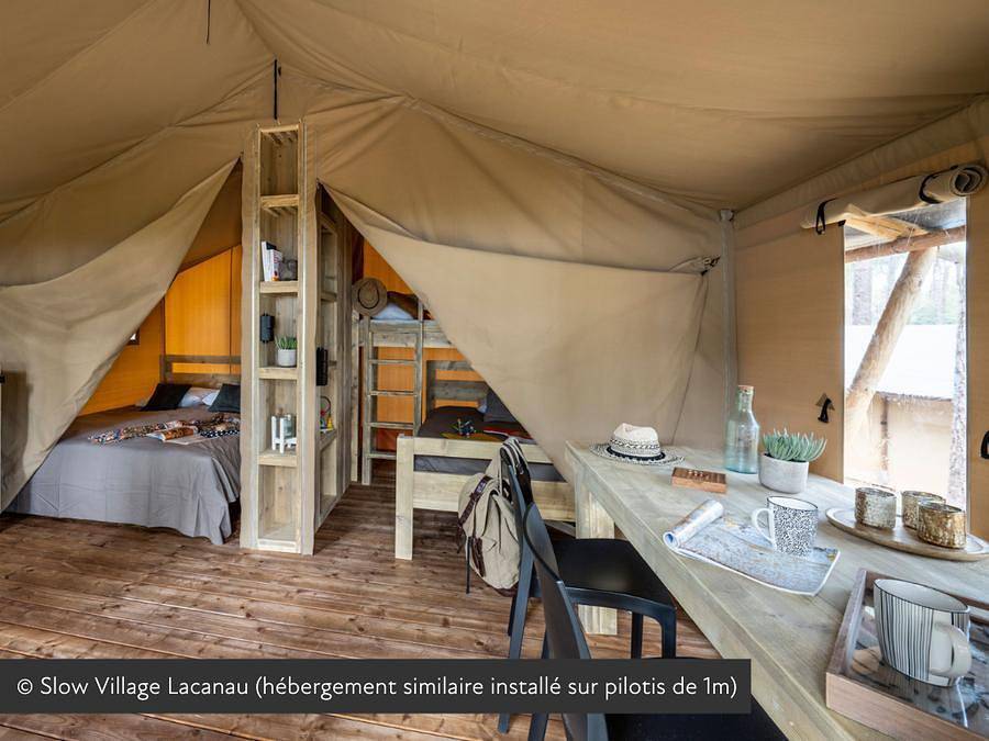 Slow Village Saint-Cybranet - Tente en toile et en bois 5 personnes - Tente Lodge Insolite 2ch in Saint-Cybranet, Périgord Noir