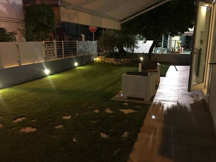 B&b per 2 persone, con giardino e balcone in Villa Rosa