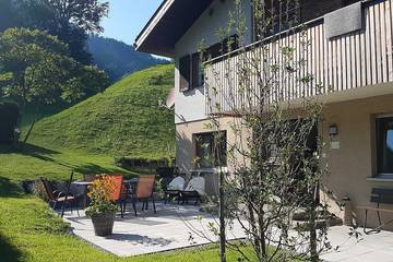 Ferienhaus für 8 Personen, mit Garten und Balkon in Mellau