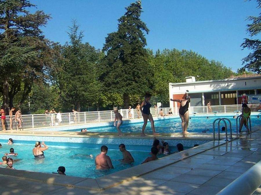 Camping Le Moulin Du Roy - Alojamiento 2 personas - Tienda de madera - 1 dormitorio in Revel, Lauragais