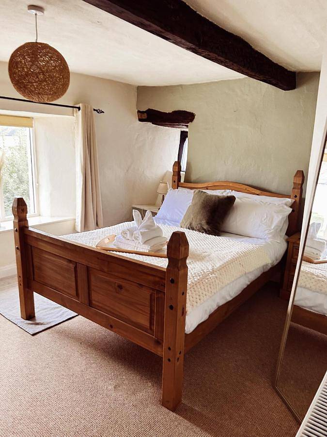 Holly Cottage in Cartmel, Lake District