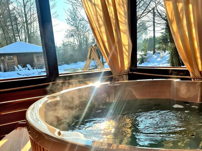 Apartament wakacyjny dla 5 osób, z ogród i jacuzzi, zwierzęta dozwolone w Szaflary