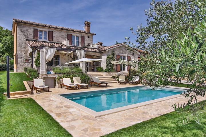 Finca am Strand für 6 Personen, mit Terrasse und Pool sowie Garten in Kroatien - 2