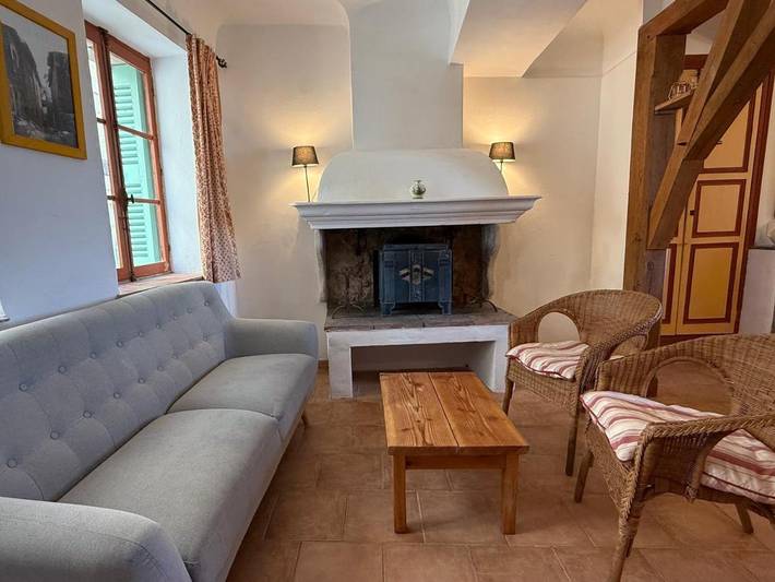 Location de vacances pour 6 personnes, avec piscine ainsi que jardin et vue à Mons (Var) - 4