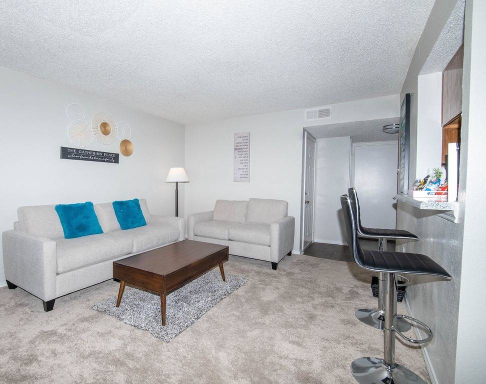 Ganze Wohnung, Luxury Condo *5 mins from Dfw Airport* in Irving, Dallas County