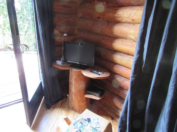 Gîte pour 4 personnes, avec jardin à Tancon - 2