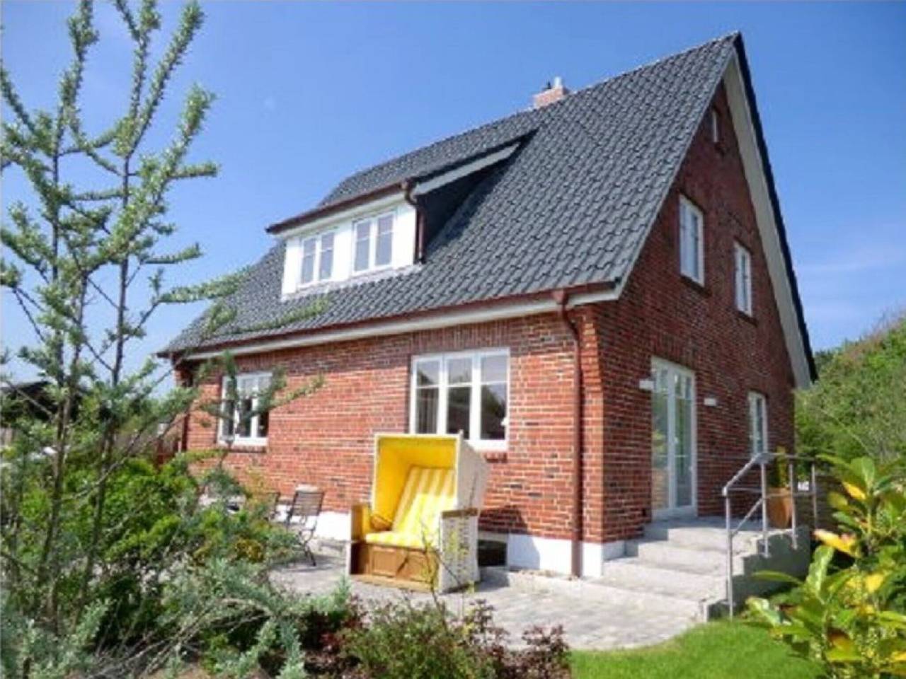Ferienhaus in Wyk mit Schwimmbecken in Wyk auf Föhr (Stadt), Wyk auf Föhr