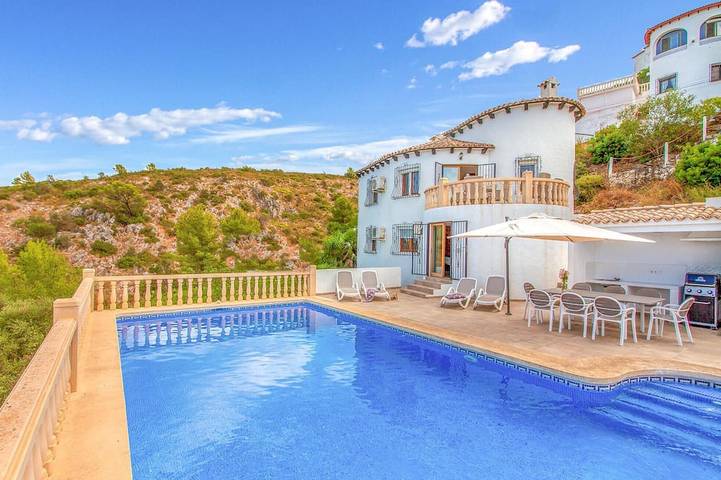 Casa de vacaciones para 8 personas, con terraza y jardín - 1