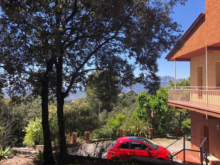 Location de vacances pour 7 personnes, avec vue et jardin, animaux acceptés à Terrassa - 2