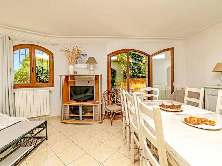 Gîte pour 8 personnes, avec jardin et terrasse à Le Bar-sur-Loup - 4