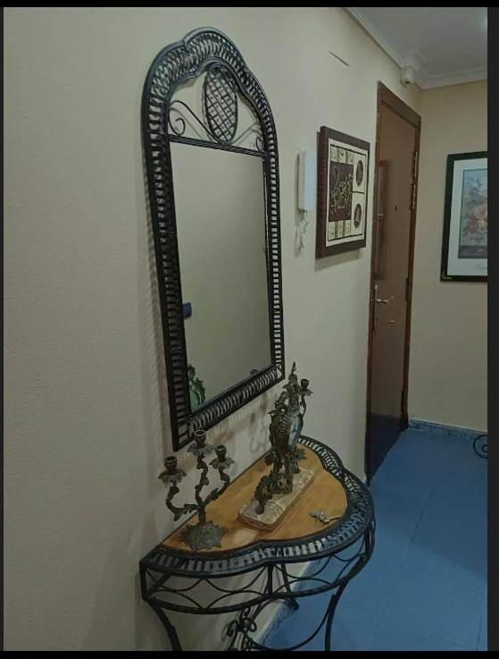 Gîte pour 9 personnes, avec vue et balcon, animaux acceptés dans Melilla - 4