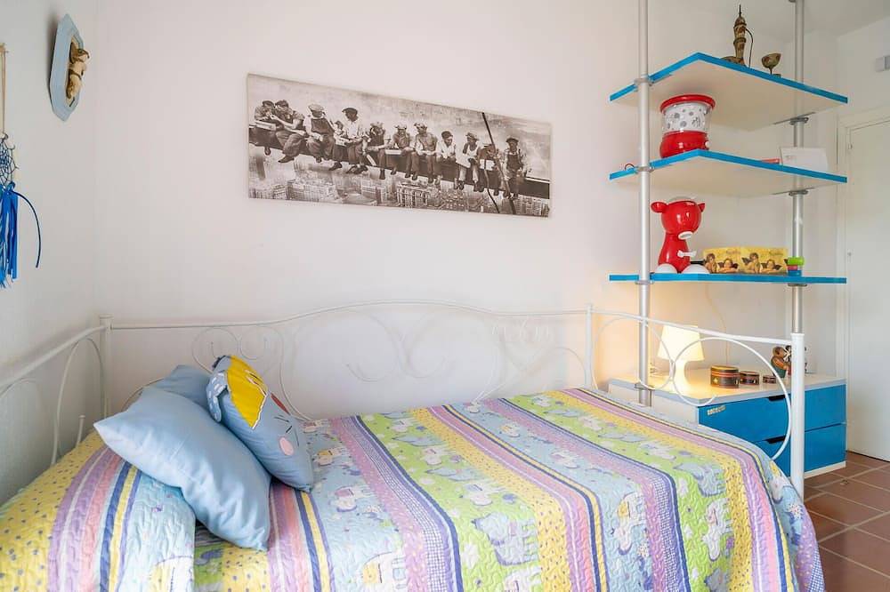 Cozy home in Torre de Benagalbón with Wifi in Playa Torre de Benagalbón, Rincón de la Victoria