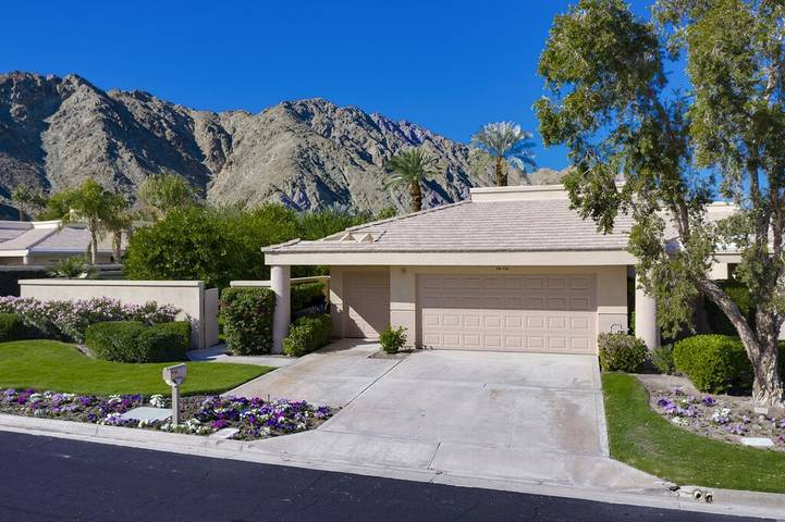 Vacation rental for 6 people, with hot tub and yard in La Quinta (CA)