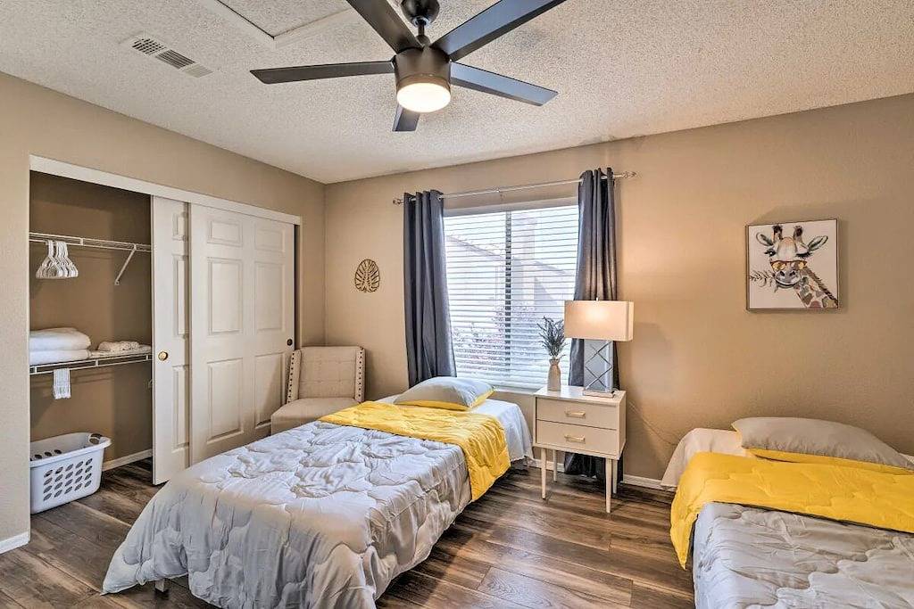 Family Fun House with Hot Tub, Grill and Games in North Las Vegas, Nevada