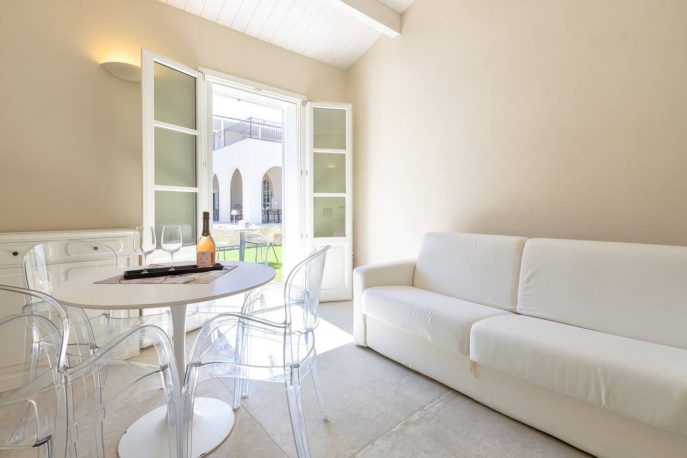 Villa 'Dimora Sella - Ginevra' con piscina compartida, Wi-Fi y aire acondicionado in Alguer, Provincia de Sassari