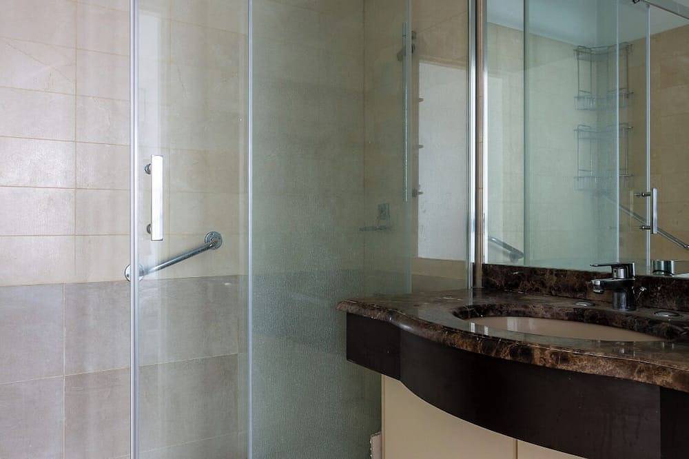 Entire apartment, Apartment champ elysee in Neuilly-sur-Seine, Hauts-de-Seine