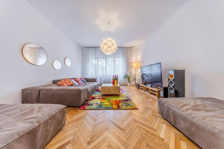 Ferienwohnung für 2 Personen, mit Ausblick in Bratislava