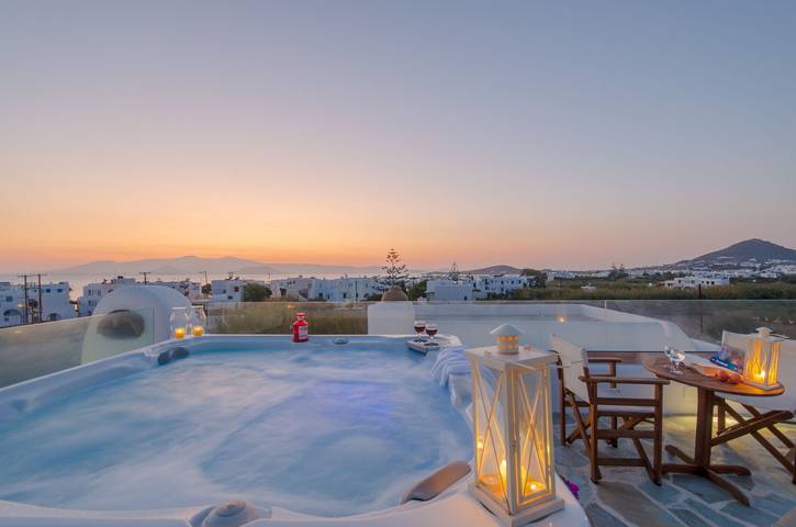 Location de vacances pour 6 personnes, avec Vue sur l’océan et Balcon ainsi que Terrasse et Piscine dans Agia Anna - 2