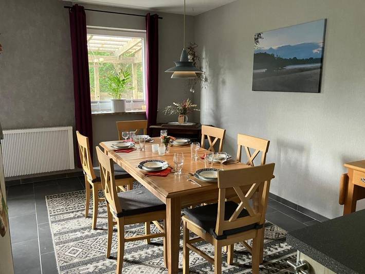 Ferienwohnung für 7 Personen, mit Terrasse und Garten sowie Ausblick in Rade (Steinburg)