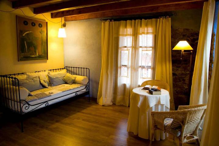Casa rural para 4 personas, con Balcón y Jacuzzi además de Terraza y Jardín en Cabranes