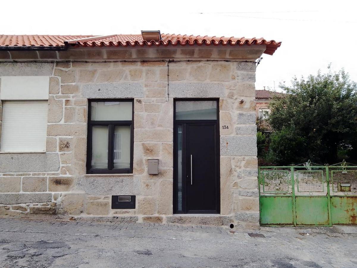 Two-Bedroom House in Fafe, Distrito de Braga