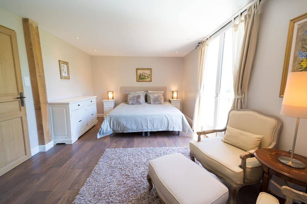 Provenzalische Bastide mit Aussicht und privatem Pool in Lourmarin in Lourmarin, Regionaler Naturpark Luberon